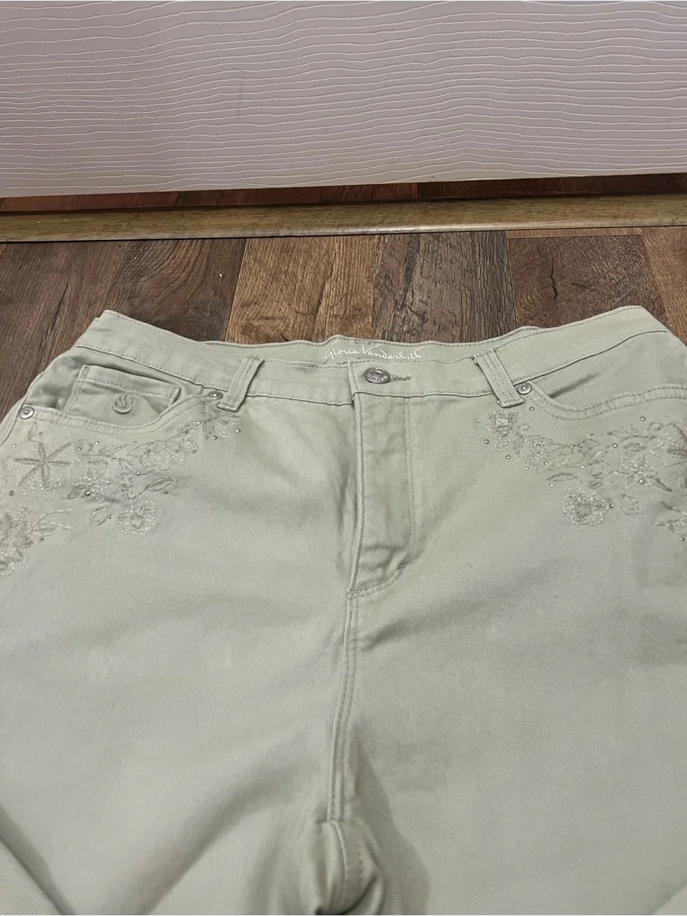 Women's Light Sage Embroidered with studded Sparkle Capri Jeans